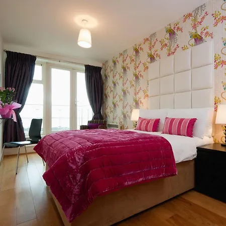 Hotel apartamentowy Jameson Court