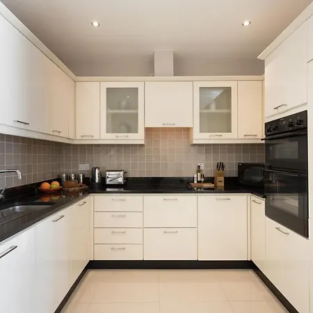 Hotel apartamentowy Jameson Court