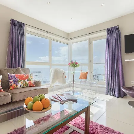 Jameson Court 4* Galway