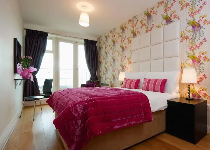 Апарт-отель Jameson Court