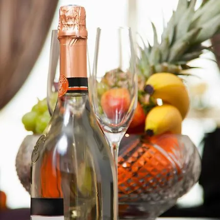 Jameson Court Apartahotel Galway