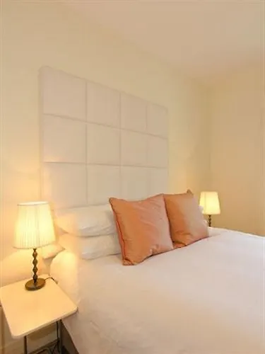 Jameson Court Appart hôtel