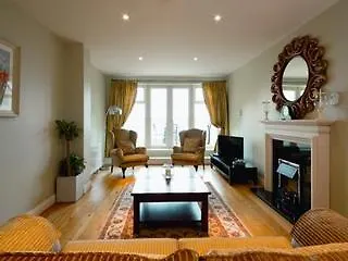 Aparthotel Jameson Court